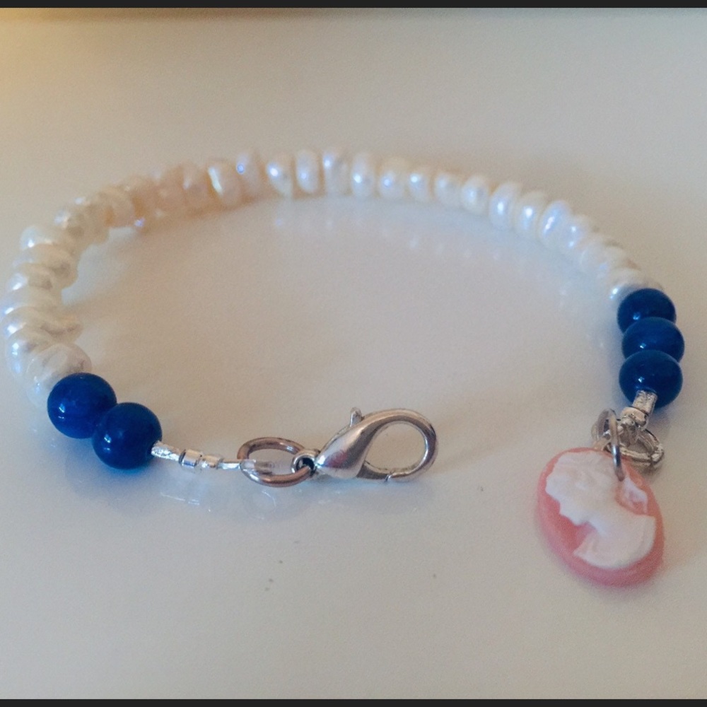 Bead bracelet